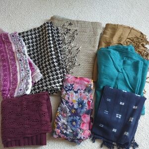 Set Of 8 Women's Scarves